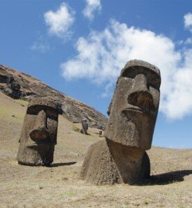 Easter Island 277x300 Interview with holographic expert Ikuo Nakamura